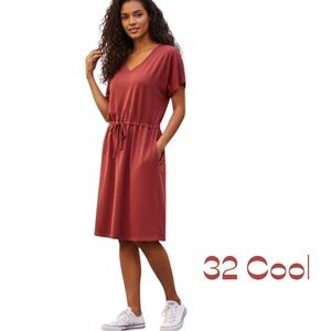 32 Cool Pink Athletic Dress Size L